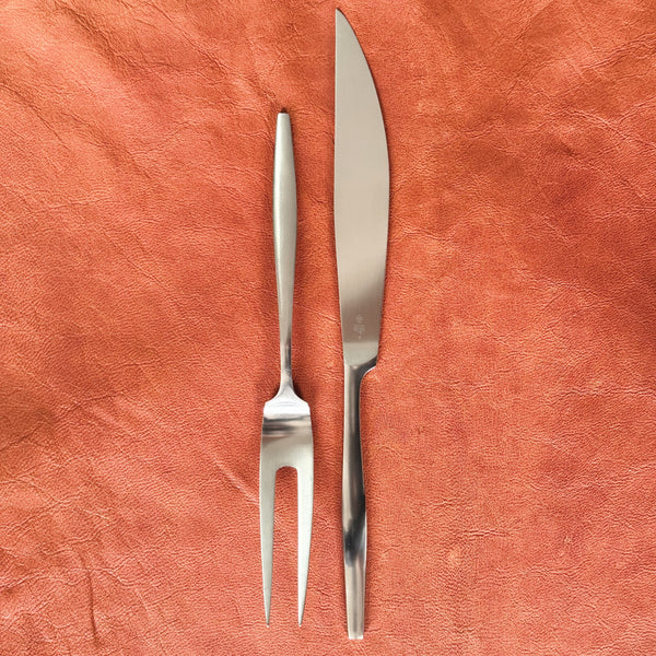 Large sculptural carvinf set from Variations V mid-century complete cutlery set by Jens Quistgaard for Dansk, an 80-piece collection perfect for vintage and design enthusiasts, for sale at Art & Utility.