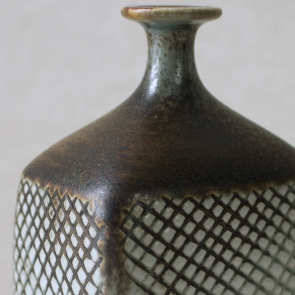 Unique Stig Lindberg Gustavsberg Crosshatch Vase 1969 - Swedish Studio Pottery Detail of Textured Surface