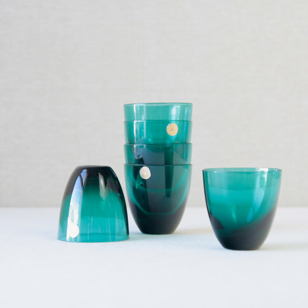 Nanny Still SV drinking glasses in turquoise blue, produced by Riihimaki, Finland