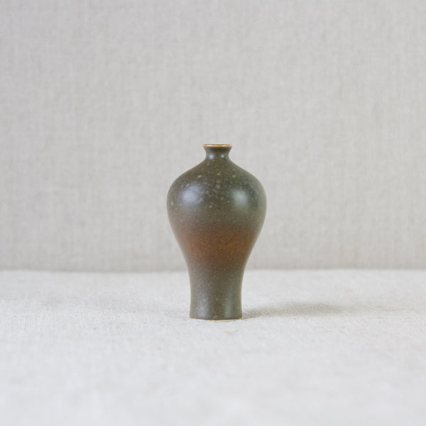 Annikki Hovisaari miniature brown and green dappled glaze Modernist vase from Arabia Finland