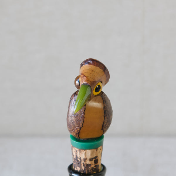 Art deco vegetable ivory tagua nut bird bottle stopper with green bakelite beak