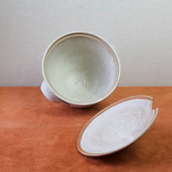 Hand-thrown stoneware tureen by emmanuel cooper, featuring oatmeal glaze from the 1960s.