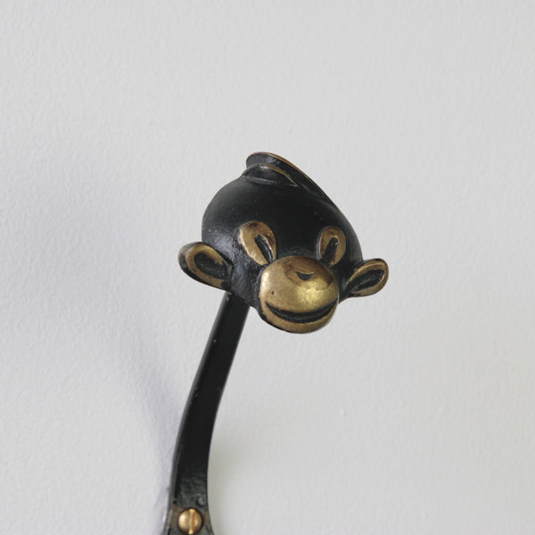 Walter Bosse monkey hook, detail of head