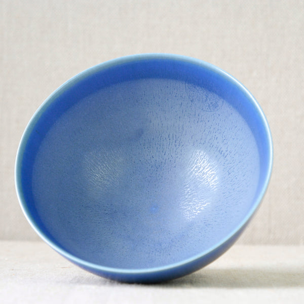 1950s Palshus modernist bowl, blue haresfur glaze, mid-century design by Per & Annelise Linneman-Schmidt, featuring nordic design.