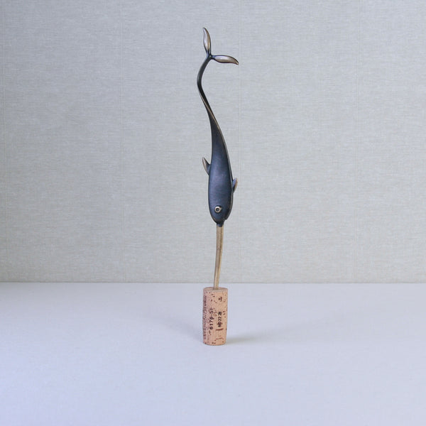 Richard Rohac’s 1950s brass narwhal letter opener, available at Art and Utility in London. A rare collectible with vintage Austrian charm. Available for worldwide shipping, including Japan, Singapore, Hong Kong, and China.