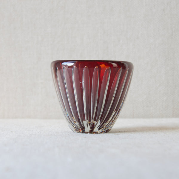 Mid century modernist glass Kaisla vase designed by Kaj Franck, collectable Scandinavian glass design from 1950's Nuutajarvi Notsjo Finland