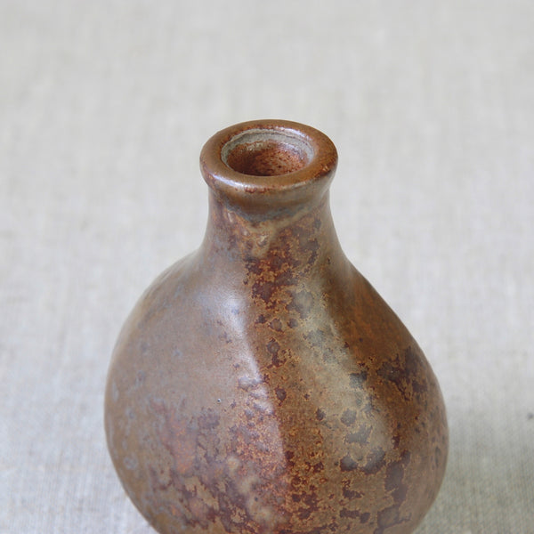 1937 stoneware vase by Bode Willumsen. Danish studio pottery vase in brown with organic rustic design. Available for sale in London from Art & Utility.