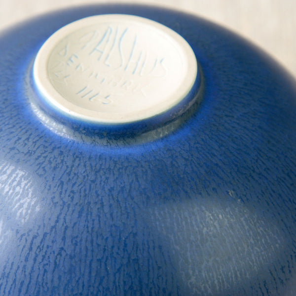 Hand-thrown Palshus modernist bowl, 1950s, blue haresfur glaze by Per & Annelise Linneman-Schmidt, featuring nordic design.