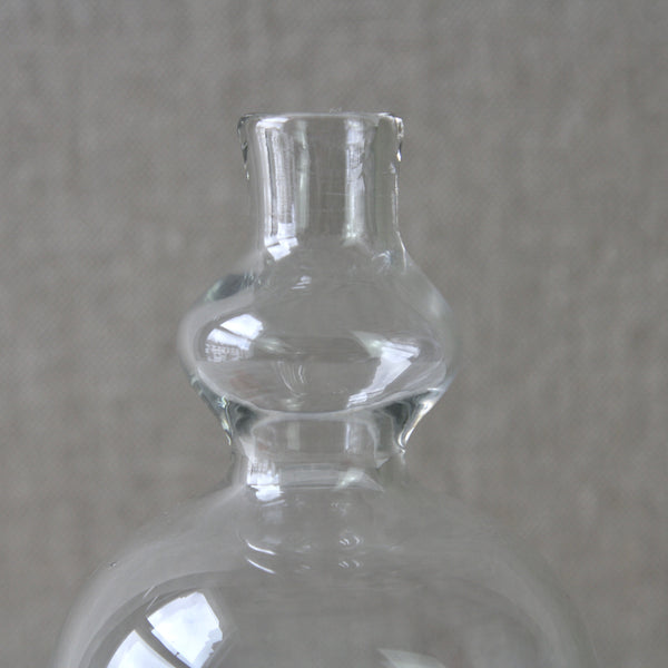 detail of Nuutajarvi Notsjo vintage modernist decanter by Kaj Franck