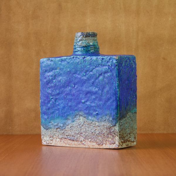  Large square Annikki Hovisaari bottle vase or pullo maljakko made at Finland's leading ceramics manufacturer Arabia in the mid-1960s.