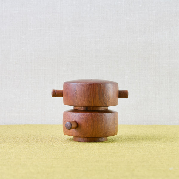 Handmade drum-shaped model 824 staved teak peppermill designed by Jens Quistgaard for Dansk Designs, Denmark